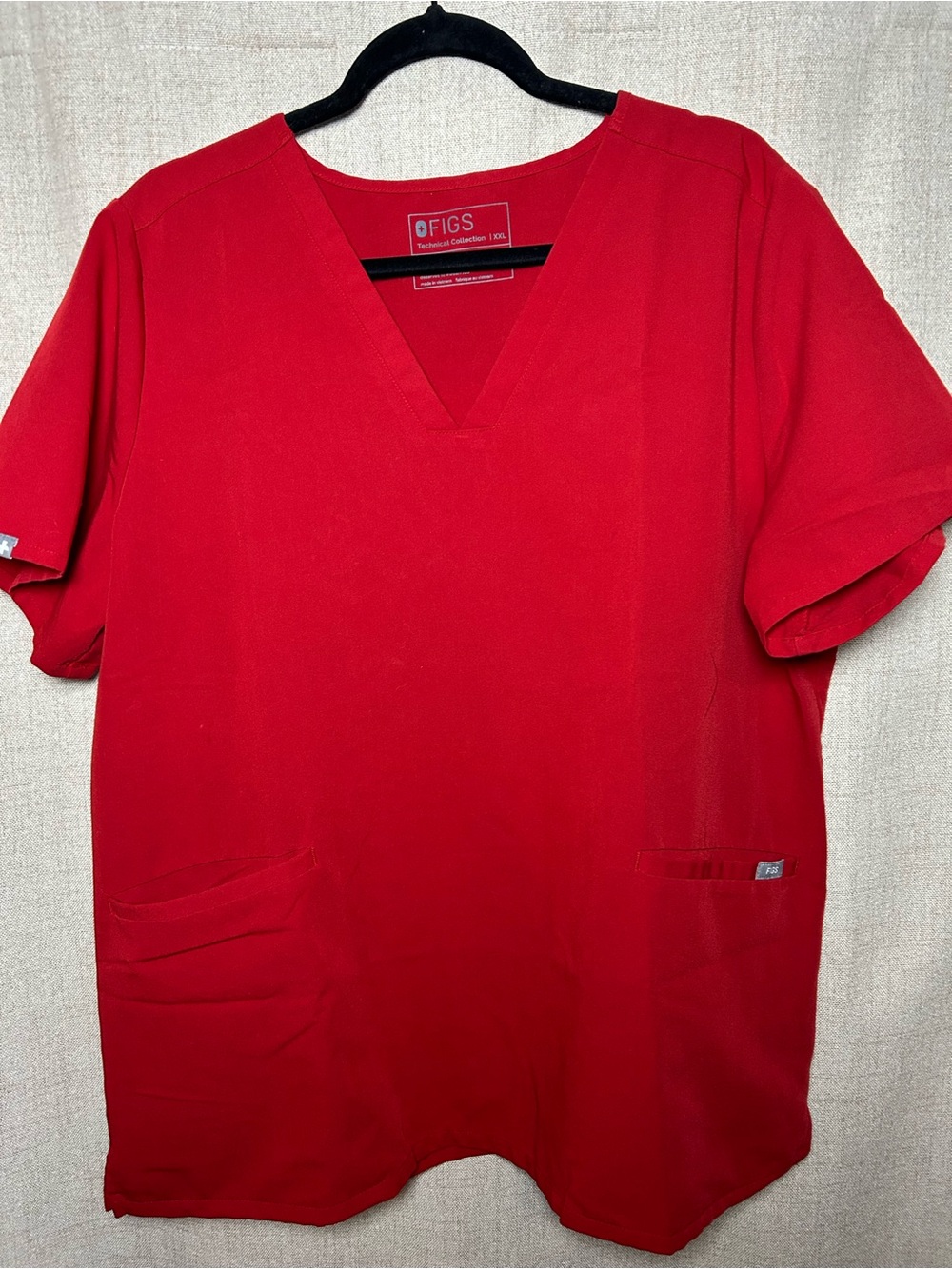Figs men’s Red V-Neck Scrub Top